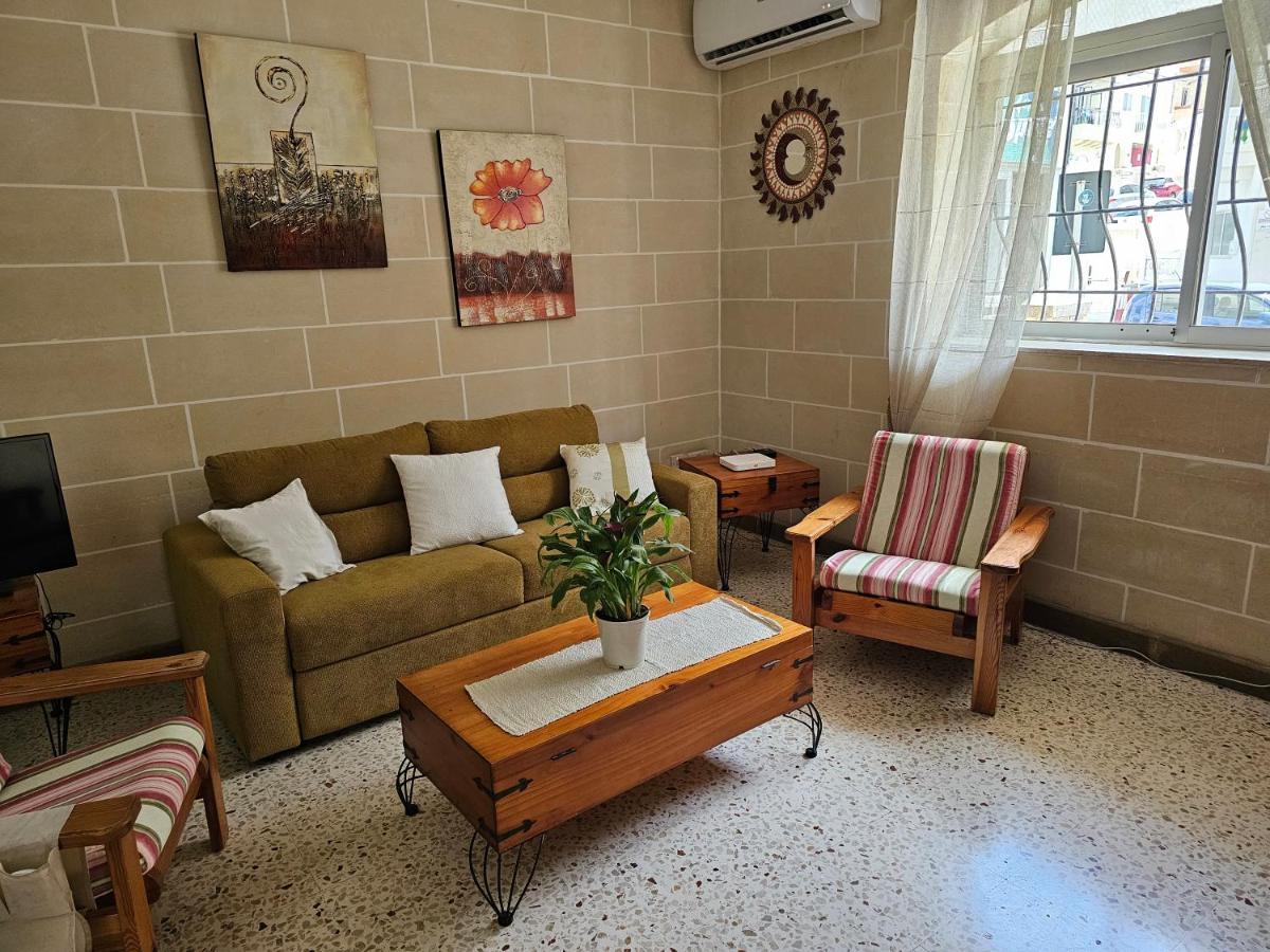 Ground Floor By The Sea - Close To Main Square * San Pawl il-Baħar