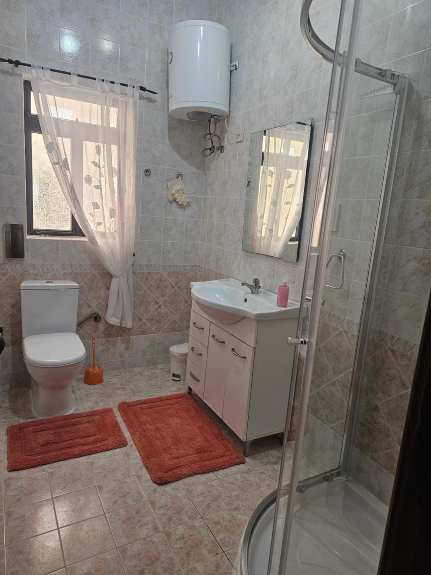 Appartement Ground Floor By The Sea - Close To Main Square *